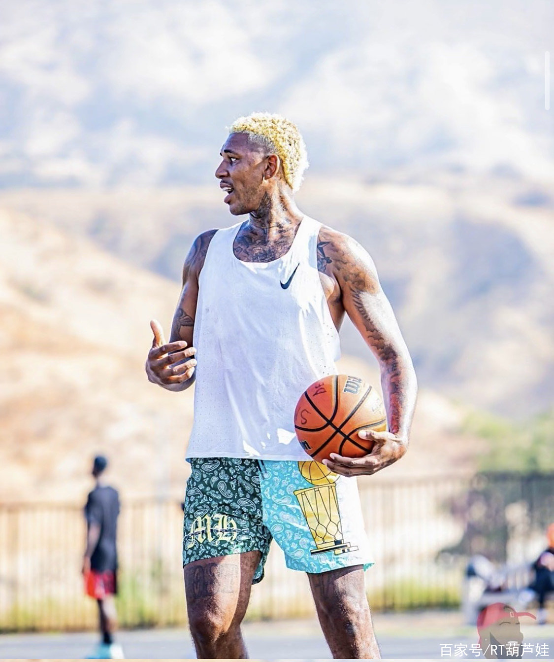 成为引力场 成为引力场