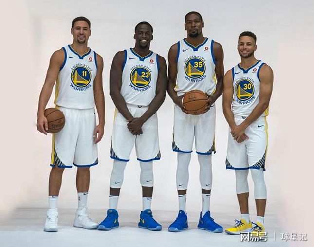 通常遵循 通常遵循