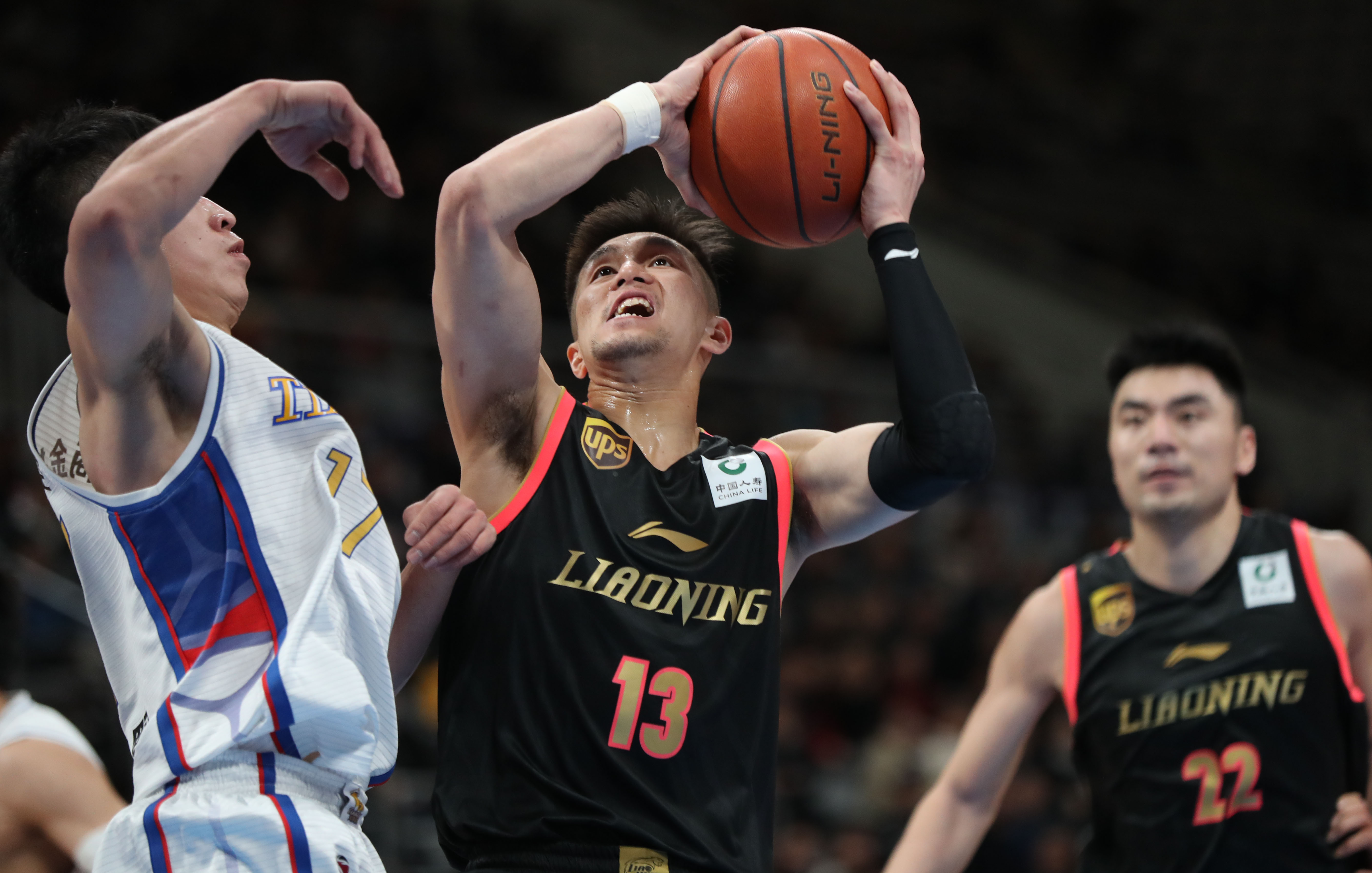 当夏窗声势 当夏窗声势